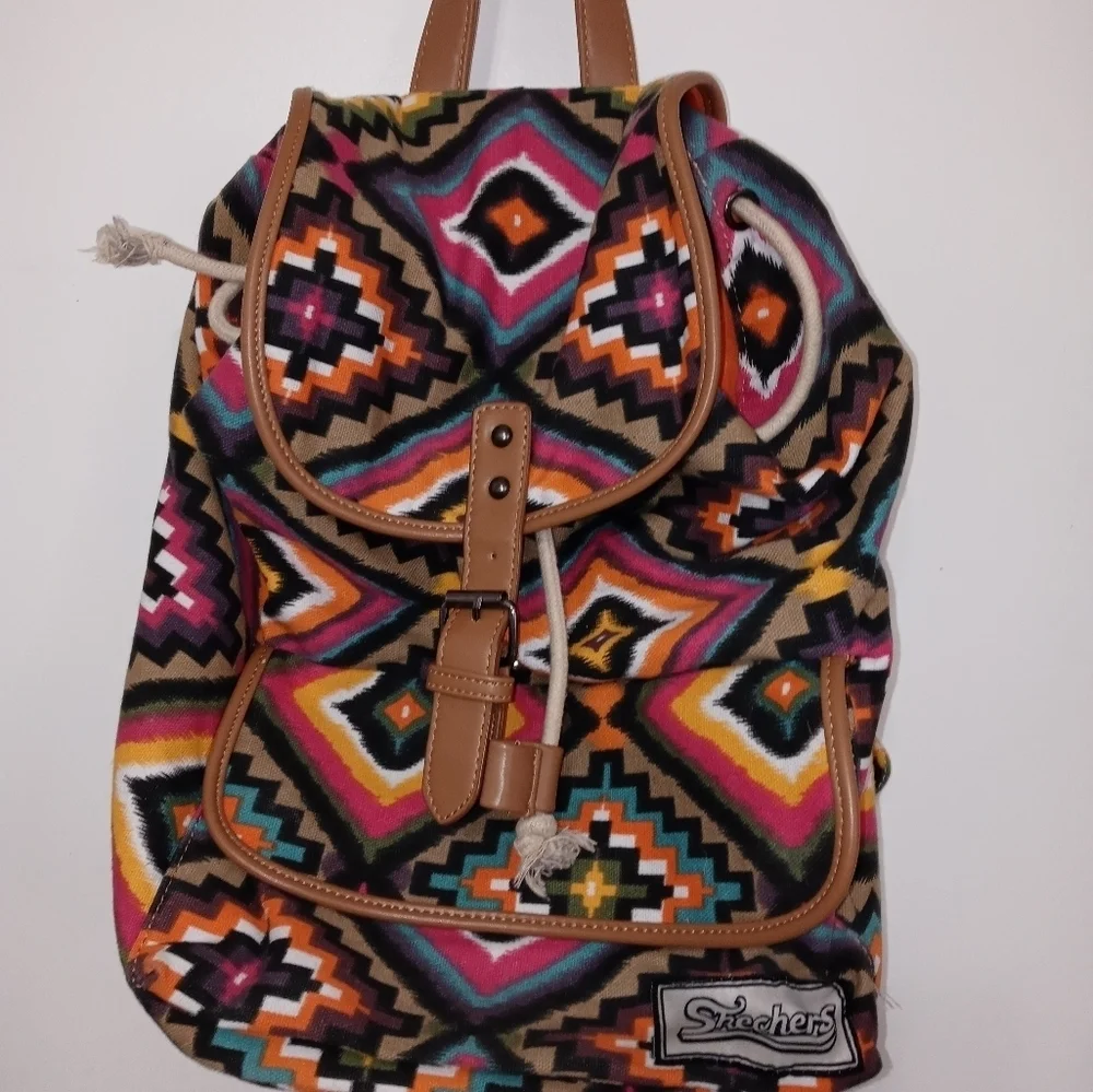 Skechers Aztec Print Canvas Cinch Hobo Backpack 73901 lined drawstring closure